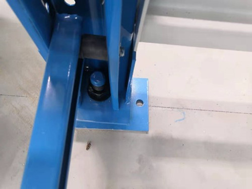 立柱底板調整腳 立柱底板調整腳